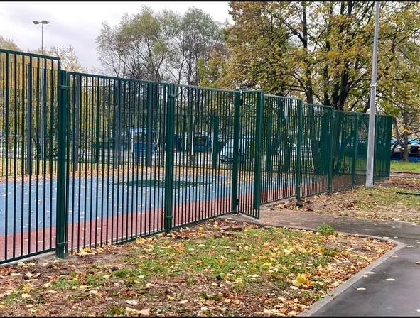 Зелёные панели Гиттер